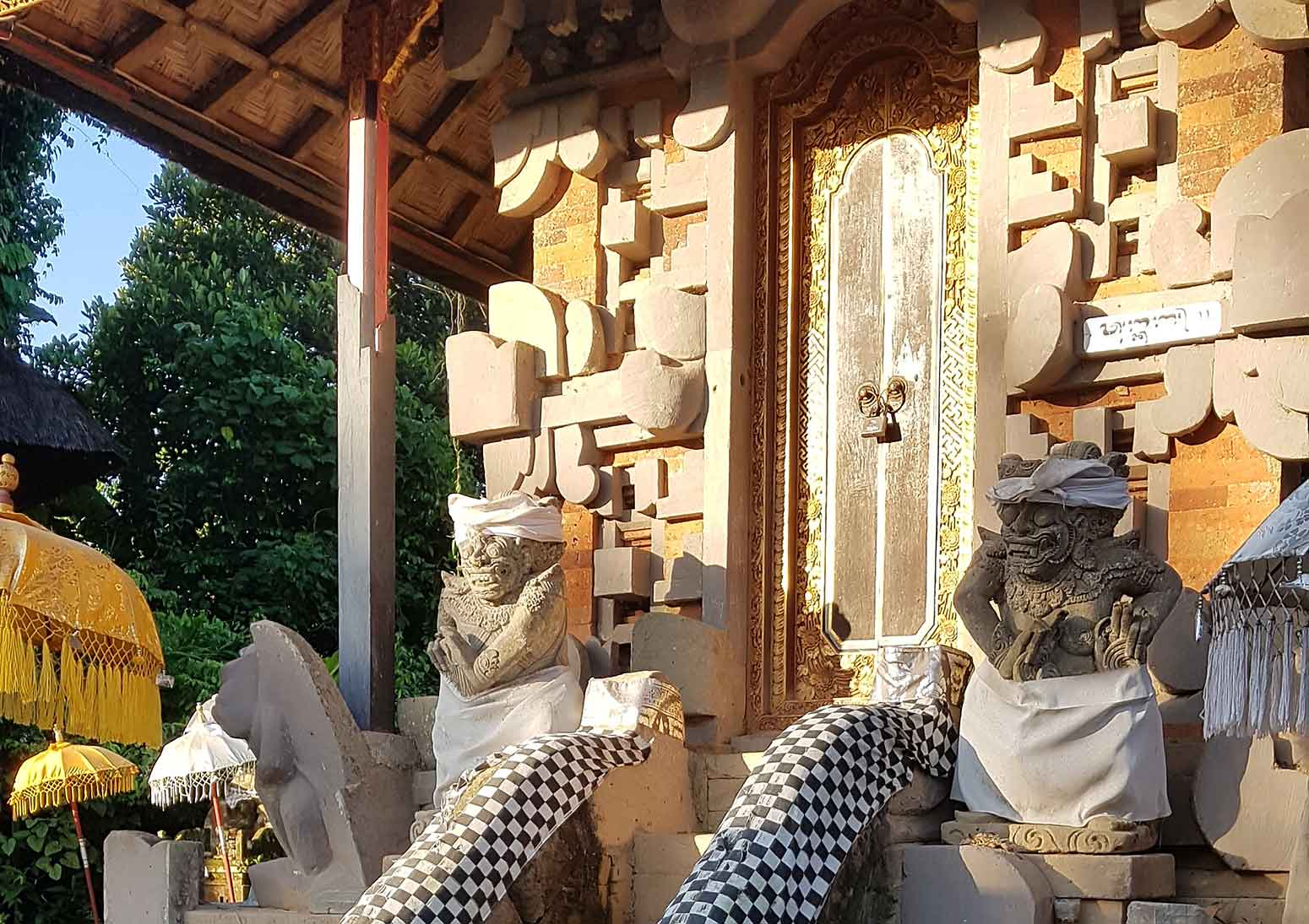 Kamar Suci des Tempels Dalam Jelantik