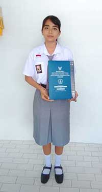 Sang-Ayu-Meisya_200px student in Bali